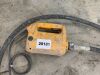 UNRESERVED Enar 110v Concrete Poker Unit & Hose - 3