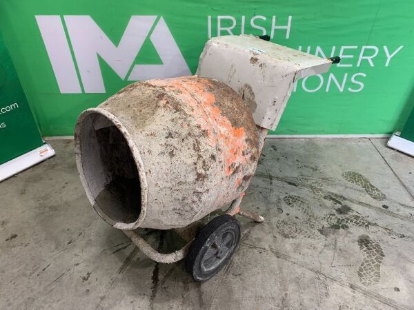 UNRESERVED Belle Minimix 150 110v Cement Mixer