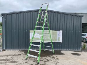 UNRESERVED Little Giant 3.8M 8 Step Fibreglass Podum Ladder