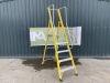 UNRESERVED Clow 1.39M 5 Step Fibreglass Podium Ladder - 2