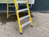 UNRESERVED Clow 1.39M 5 Step Fibreglass Podium Ladder - 4