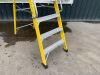 UNRESERVED Clow 1.39M 5 Step Fibreglass Podium Ladder - 4