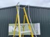 UNRESERVED Clow 1.68M 6 Step Fibreglass Platform Ladder - 6