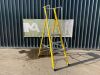 UNRESERVED Clow 1.13M 4 Step Fibreglass Platform Ladder - 3