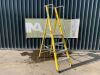 UNRESERVED Clow 1.13M 4 Step Fibreglass Platform Ladder - 3