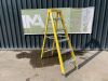 UNRESERVED Clow 1.6M 6 STep Fibreglass Step Ladder - 2