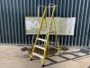 UNRESERVED Clow 1.13M 4 Step Fibreglass Platform Ladder