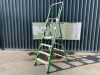 UNRESERVED Little Giant 1.15M 4 Step Fibreglass Platform Ladder