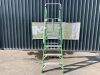 UNRESERVED Little Giant 1.15M 4 Step Fibreglass Platform Ladder - 2