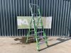 UNRESERVED Little Giant 1.15M 4 Step Fibreglass Platform Ladder - 3