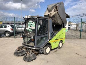 2011 Green Machine 626 Compact Street Sweeper