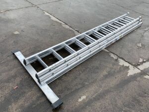 UNRESERVED Aluminium 3 Stage Extension Ladder