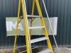 UNRESERVED Clow 1.68M 6 Step Fibreglass Platform Stepladder - 5