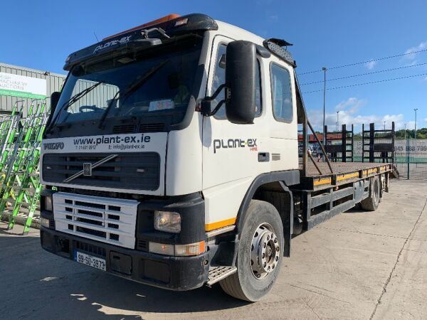 1999 Volvo FM7 6x2 Flatbed Lorry c/w Ramps