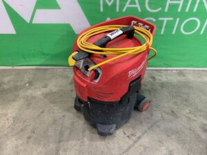 Milwakee 110V Vacuum