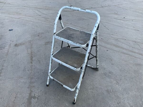 Step Ladder