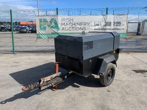 2000 Ingersoll-Rand P130 Fast Tow Diesel Road Compressor