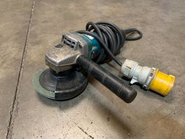 Makita 110v Angle Grinder