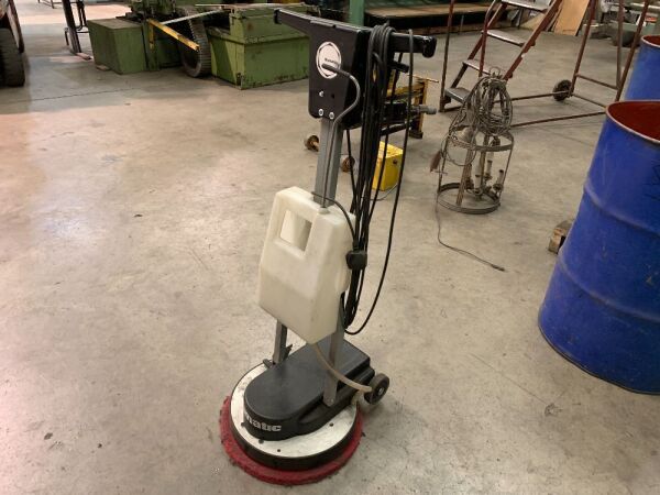 Numatic 230v Floor Buffer