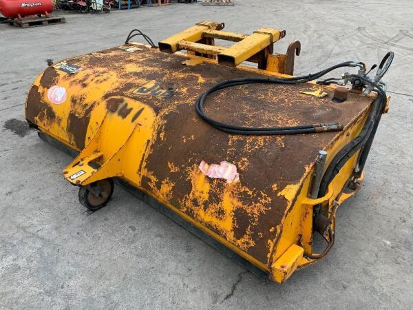 JCB SC240 Hydraulic Sweeper Attachment