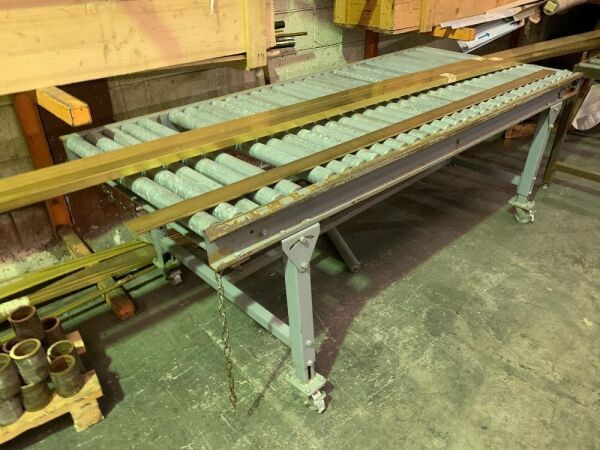 2 x Roller/Feed Tables