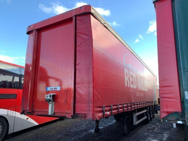 2002 SDC Tri Axle Curtainsider Trailer