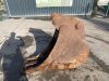 18" Digging Bucket c/w Toe Plate To Suit 10T-14T - 2