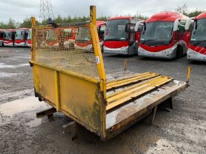 UNRESERVED Tipping Body To Suit Isuzu 7.5T c/w Ram & Sides