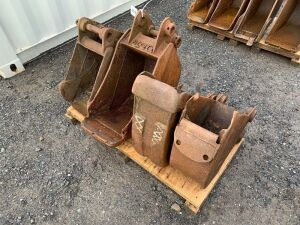 UNRESERVED 4 x Trench Buckets