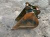 UNRESERVED 1.5FT Digging Bucket (50mm Pins) - 2