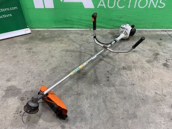 UNRESERVED Stihl Petrol Strimmer