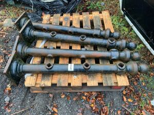 UNRESERVED 4 x Railing Posts