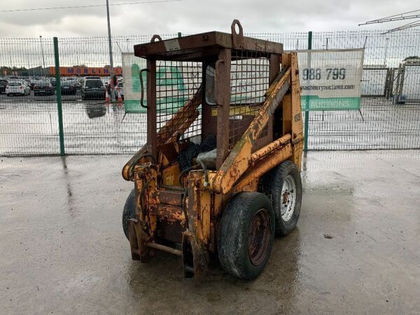 Case 1825 Skidsteer