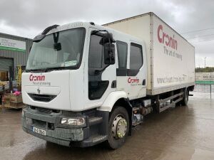 2005 Renault 220DXI Crew Cab Box Truck c/w Zepro Tail Lift