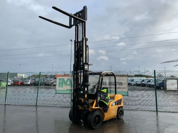 2007 Caterpillar DP30N 3T Diesel Forklift