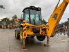 2004 JCB 3CX Contractor Plus Backhoe Loader - 9
