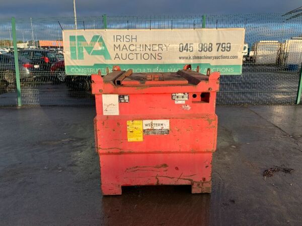 UNRESERVED Western 10TC 950Ltr Diesel Cube