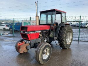 UNRESERVED 1990 Case International 2WD Tractor