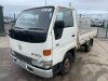 UNRESERVED 2001 Toyota Dyna 100 Dropside