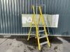 UNRESERVED Clow 4 Step 1.13M Podium Ladder - 3