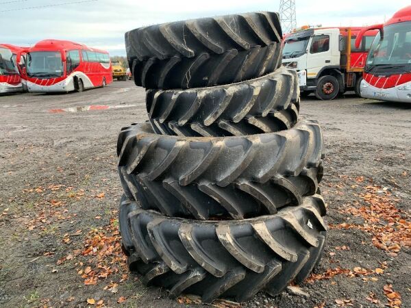 2 x Firestone 540-65-R38 & 2 x 440-65-R28 Tyres