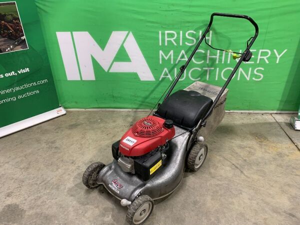Honda Izzy Petrol Lawnmower