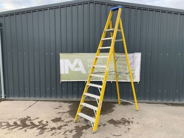 10FT Fibreglass Step Ladder