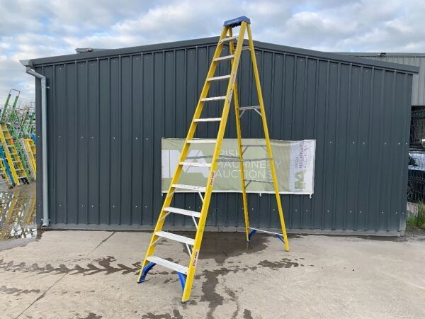 12FT Fibreglass Step Ladder