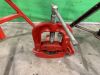 UNRESERVED 2 x Pipe Tripods & 4" Latch Vice - 3