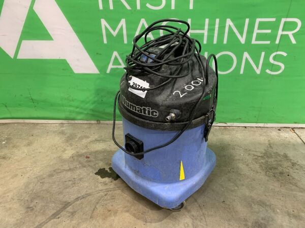 UNRESERVED 2018 Numatic Carpet Shampooer