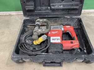 UNRESERVED Milwaukee 500 Heavy Duty Demolition Hammer Drill