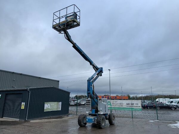 UNRESERVED 1996 Genie Z-45 Articulated Diesel Boom Lift