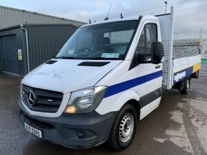 UNRESERVED 2014 Mercedes-Benz Sprinter 313 CDI Dropside c/w DEL Tail Lift