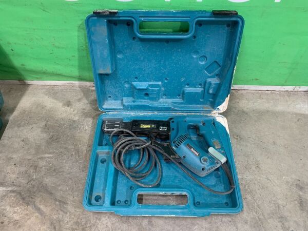 UNRESERVED Makita 220v Dry Wall Gun